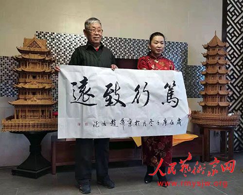 �����������Ҿٰ��黭�Ļ������